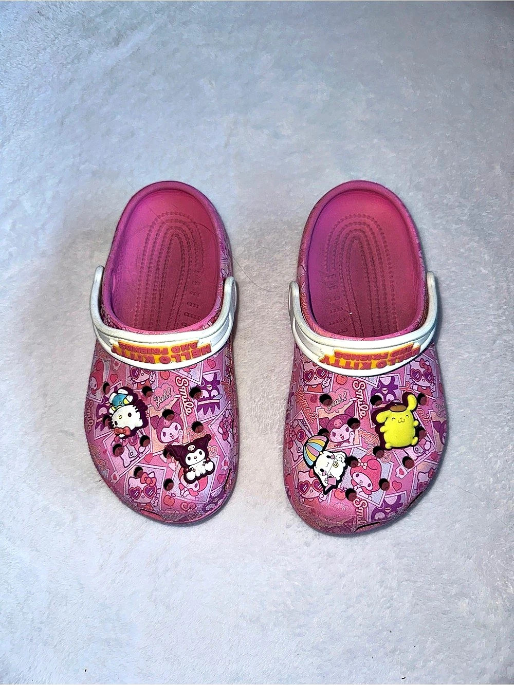 Crocs Hello Kitty and Friends Clogs Size 2 Girls Pink